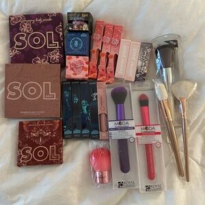 Colourpop bundle + makeup brushes